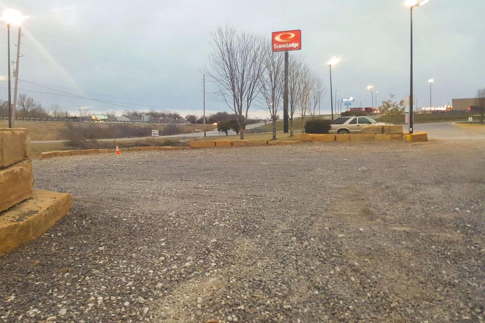 Econo Lodge Oak Grove-Blue Springs Exterior foto